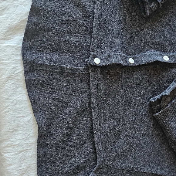 Lululemon Athletica Dolman Woman Long Sleeve Knit. Size 10 V-G - Picture 4 of 10